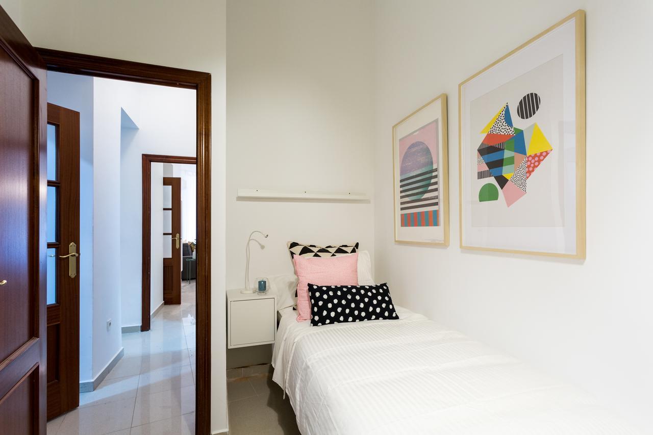 Apartamentos Diaber Gerona 22 Sevilla Exterior foto